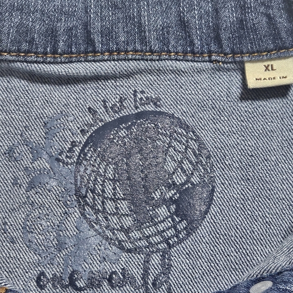 Trucker Style Cropped ONE WORLD Women's Blue Jean Jacket - Picture 3 of 9